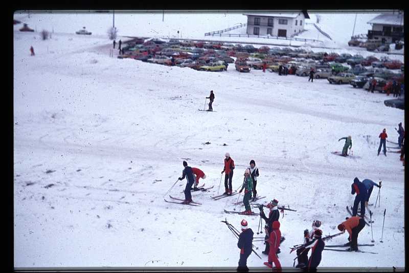 31.Engelmar dec 1977 Brigitte,Marion,Peter.JPG